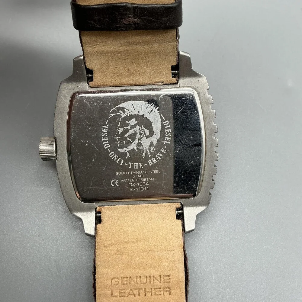 Diesel DZ-1364 Mens Watch 46mm Silver Tone Brown Leather Stainless New Battery